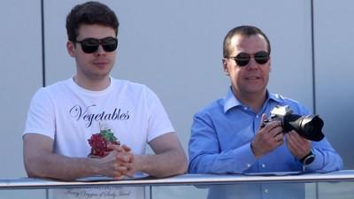 Yacht for $100 million and business projects of the son of the former president and family “purse” Igor Yusufov